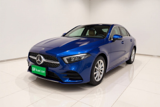 奔驰A级 2021款 A 200 L 运动轿车时尚型