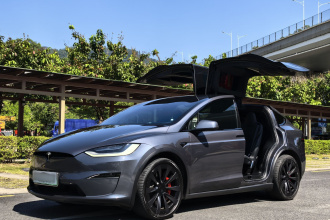 特斯拉 Model X 2023款 三电机全轮驱动 Plaid版