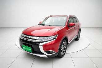 三菱 欧蓝德 2018款 2.0L 两驱荣耀版 5座