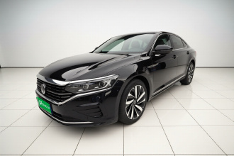 大众 帕萨特 2025款 出众款 380TSI 龙耀版