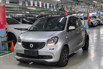 smart forfour 2018款 0.9T 66千瓦先锋版