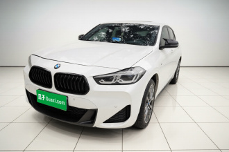 宝马X2 2023款 xDrive 25i 曜熠版