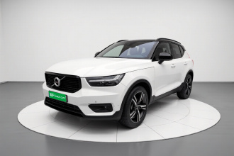 沃尔沃XC40 2020款 T4 四驱智雅运动版