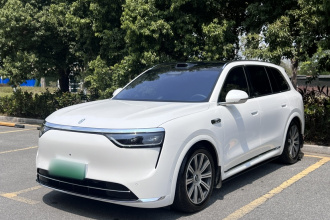 鸿蒙智行 问界M8 2025款 增程 Max+版 53.4kWh 5座版 (192线激光雷达）