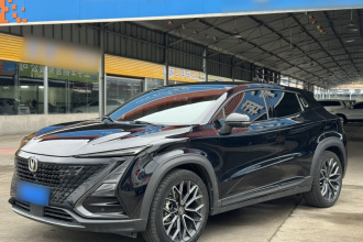 长安UNI-T 2022款 1.5T 尊贵型