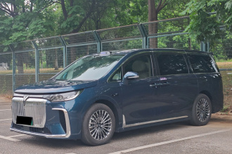 岚图汽车 岚图梦想家 2026款 PHEV 乾崑Pro