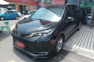 丰田 赛那SIENNA 2023款 2.5L混动 舒适版