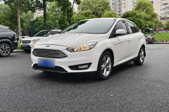 福特 福克斯 2017款 三厢 1.6L 自动舒适型智行版