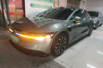 极氪007 2025款 后驱智驾版 75kWh