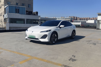 深蓝汽车 深蓝SL03 2025款 纯电经典版