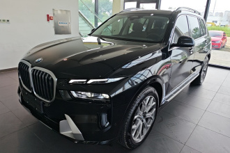 宝马X7 2023款 xDrive40i 领先型豪华套装