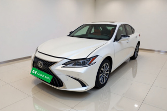 雷克萨斯ES 2021款 200 卓越版