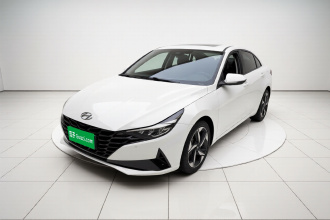 现代 伊兰特 2022款 1.5L CVT LUX尊贵版