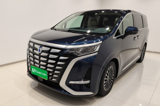 腾势D9 2022款 DM-i 970 四驱旗舰型