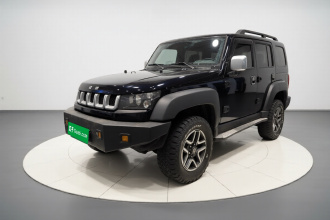 北京越野 北京BJ40 2017款 40L 2.3T 自动四驱环塔冠军版