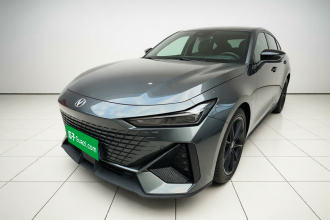 长安UNI-V 2023款 1.5T 尊贵型