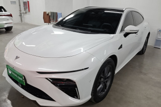 哪吒汽车 哪吒S猎装 2024款 增程300 标准版