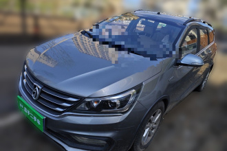 宝骏310W 2017款 1.5L 手动时尚型 国VI