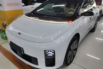 理想汽车 理想i6 2025款 四驱标准版