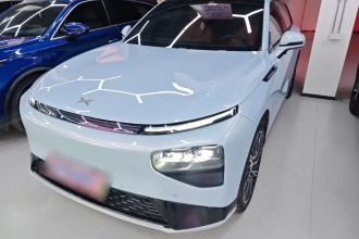 小鹏G9 2022款 702 Pro