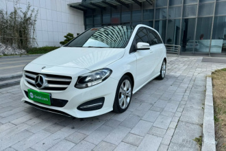 奔驰B级 2017款 B 200 动感型