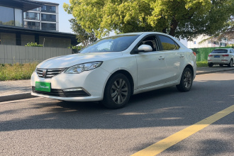 荣威360 2015款 1.5L 自动豪华版
