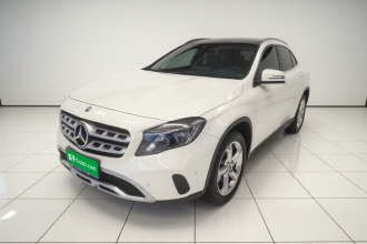 奔驰GLA 2018款 GLA 200 动感型