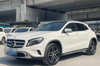 奔驰GLA 2016款 GLA 220 4MATIC 时尚型