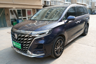 荣威iMAX8 2023款 400TGI 越享版