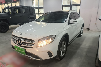 奔驰GLA 2018款 GLA 200 动感型