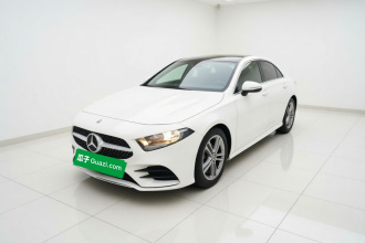 奔驰A级 2022款 A 180 L 运动轿车