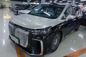 岚图汽车 岚图梦想家 2025款 PHEV 四驱旗舰乾崑版