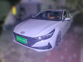 现代 伊兰特 2021款 1.5L CVT LUX尊贵版