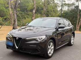 阿尔法·罗密欧 Stelvio斯坦维 2017款 2.0T 200HP 精英版