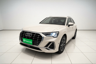 奥迪Q3 2022款 40 TFSI 时尚动感型