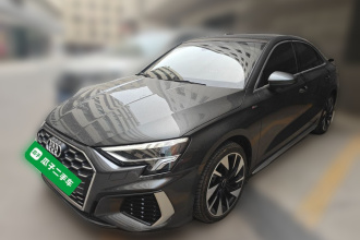 奥迪A3 2023款 改款 A3L Limousine 35 TFSI 时尚运动型