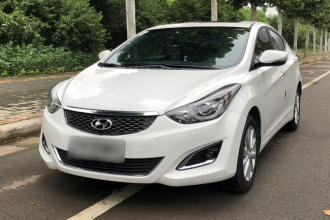 现代 朗动 2016款 1.6L 手动尊贵型