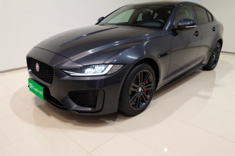 捷豹XEL 2024款 2.0T 250PS R-DYNAMIC S耀黑运动版