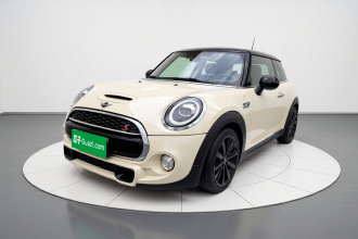 MINI 2019款 2.0T COOPER S 经典派