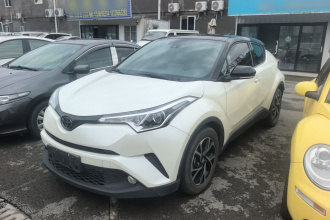 丰田C-HR 2018款 2.0L 领先天窗版 国VI
