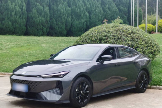 长安UNI-V 2024款 1.5T 尊贵型
