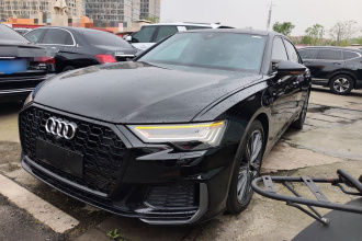 奥迪A6L 2021款 55 TFSI quattro 尊享动感型