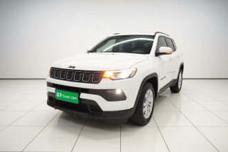 Jeep 指南者 2021款 220T 自动领先版