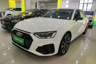 奥迪A4L 2023款 40 TFSI 豪华动感型