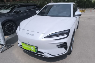 比亚迪 宋PLUS新能源 2023款 冠军版 EV 520KM 旗舰型