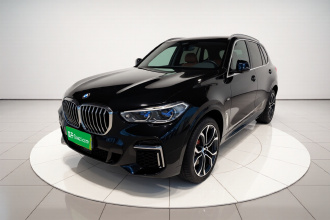 宝马X5 2022款 xDrive 40Li 尊享型M运动套装