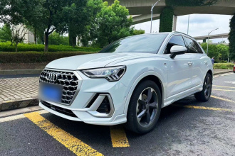 奥迪Q3 2024款 35 TFSI 时尚动感型