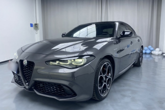 阿尔法·罗密欧 Giulia朱丽叶 2023款 2.0T 280HP 赛道版