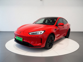 鸿蒙智行 问界M5 2025款 增程   Ultra 四驱版