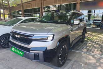 方程豹 豹8 2025款 智勇旗舰版 7座